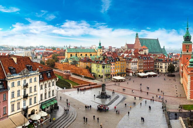 Wer in Warschau und Polen Auslandsgeschäfte tätigt, bekommt Hilfe von DATEV