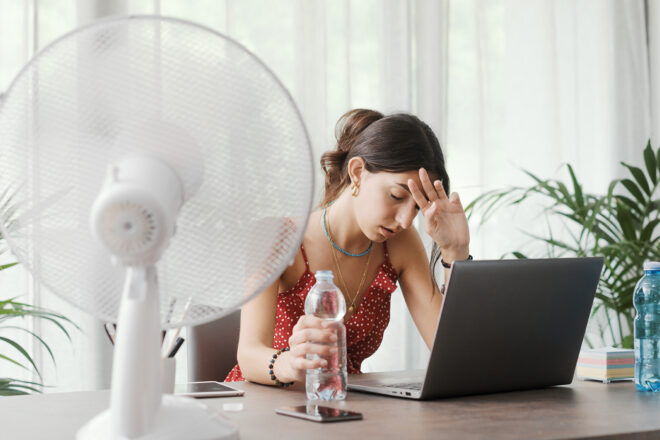 Hitze im Büro: Als Arbeitgeber die Pflichten gemäß Arbeitsrecht klären